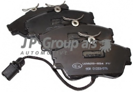 Комплект тормозных колодок, дисковый тормоз JP GROUP 1163603710 (фото 1)