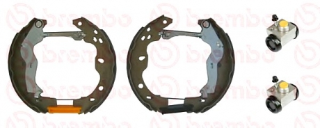 Гальмівні колодки (набір) BREMBO K23066 (фото 1)