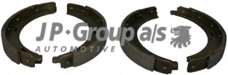 Комплект тормозных колодок JP GROUP 1363900210 (фото 1)