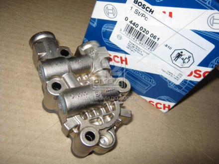 Насос топливоподкачивающий BOSCH 0440020061 (фото 1)