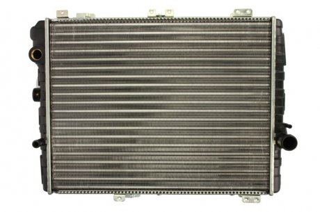 Радиатор системы охлаждения NISSENS 604411 (фото 1)