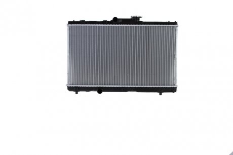 Радиатор системы охлаждения NISSENS 64786A (фото 1)