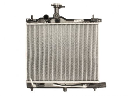 Радиатор системы охлаждения NISSENS 67547 (фото 1)