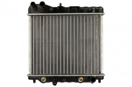 Радиатор системы охлаждения NISSENS 68111 (фото 1)