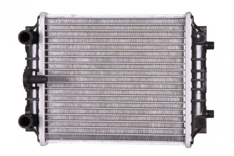 Радиатор системы охлаждения NISSENS 60372 (фото 1)