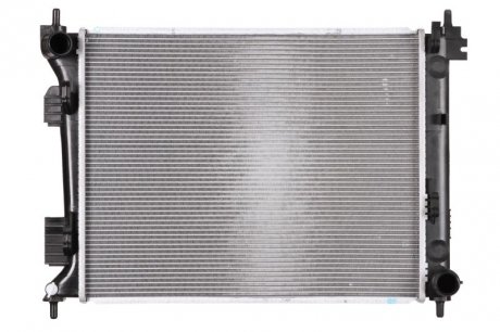 Радиатор системы охлаждения NISSENS 67611 (фото 1)