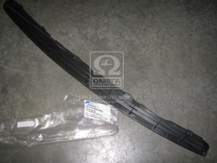 Решетка в бамп. пер. средн. AUDI 80/90 87-91 TEMPEST 013 0064 996C (фото 1)
