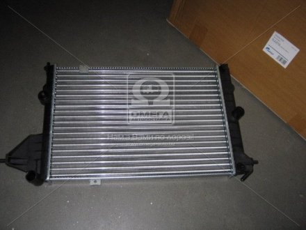 Радиатор охлаждения OPEL VECTRA A TEMPEST TP.15.63.0551 (фото 1)
