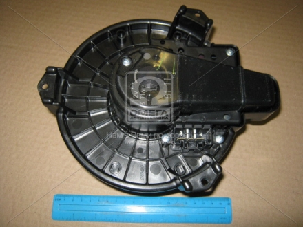 Мотор вентилятора опалювача 87103-48080 / TOYOTA 8710348080 (фото 1)
