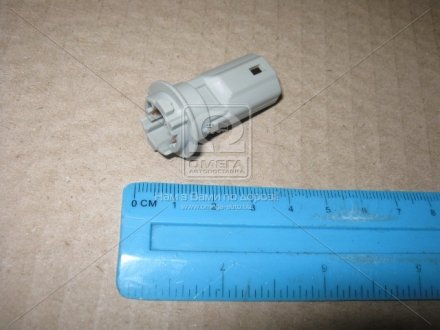 Патрон и проводка фонаря подсветки номерного знака TOYOTA 9007599011 (фото 1)