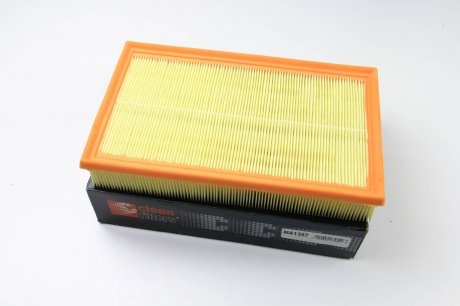 Фильтр воздушный VW MULTIVAN V 03-, TRANSPORTER V c бортовой платформой 03-, TR CLEAN FILTERS MA1357 (фото 1)