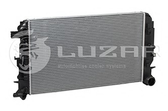 Радиатор охлаждения Sprinter/VW Crafter (06-) MT (LRc 1502) LUZAR LRC1502 (фото 1)