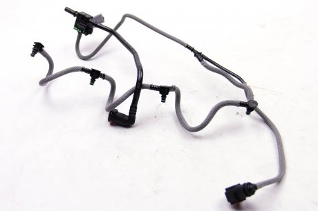 ТРУБКА ПЛАСТИКОВАЯ RENAULT 8200503234 (фото 1)