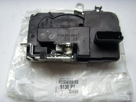 ЗАМОК ДВЕРЕЙ / Peugeot/Citroen 9136P7 (фото 1)