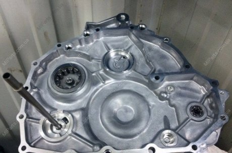 Кришка корпусу акзш у зборі 21240-RCV-010 / HONDA 21240RCV010 (фото 1)