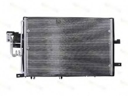 Радіатор кондиціонера THERMOTEC KTT110177 (фото 1)
