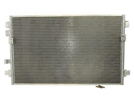 Радіатор кондиціонера THERMOTEC KTT110207 (фото 1)