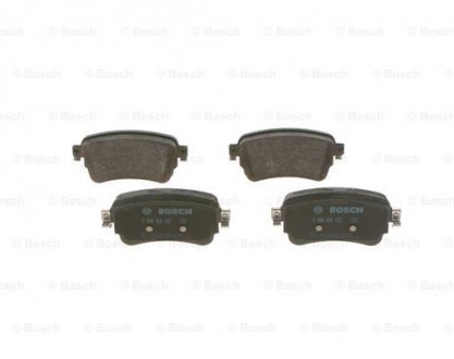 Гальмівні колодки, дискові 0 986 424 437 BOSCH 0986424437 (фото 1)